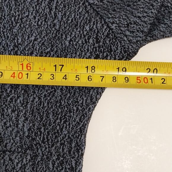 Lululemon Pick Up The Pace Hoodie - Picture 4 of 8